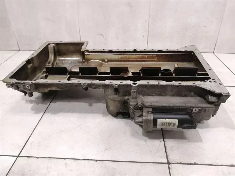 BMW 6 Series E63 Oil Sump 7840540 OIL TUB