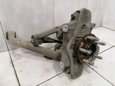 ASTON MARTIN DBS V12 08-12 Left Rear Hub 8D33-5A971-AB Wheel Bearing Case Rear Li