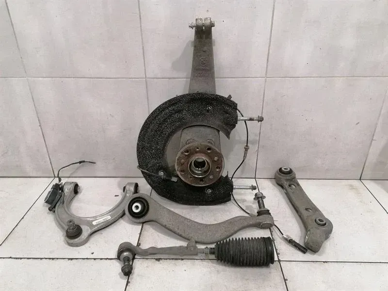 BMW 5 F90 M5 Left Front Hub 31107857011 Wheel Bearing Housing Front Left X-DRIVE AWD