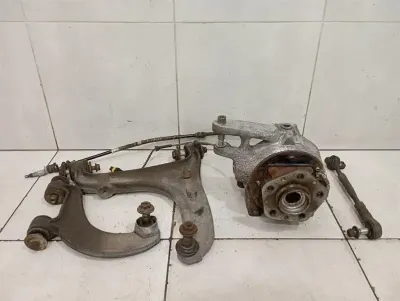 Maserati Granturismo M145 Right Rear Hub 980139916 Rear Wheel Bearing Housing 197118
