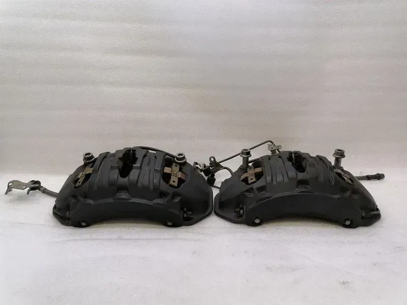 Audi E-tron GT front brake caliper set 4J3615105N front caliper set BRAKE