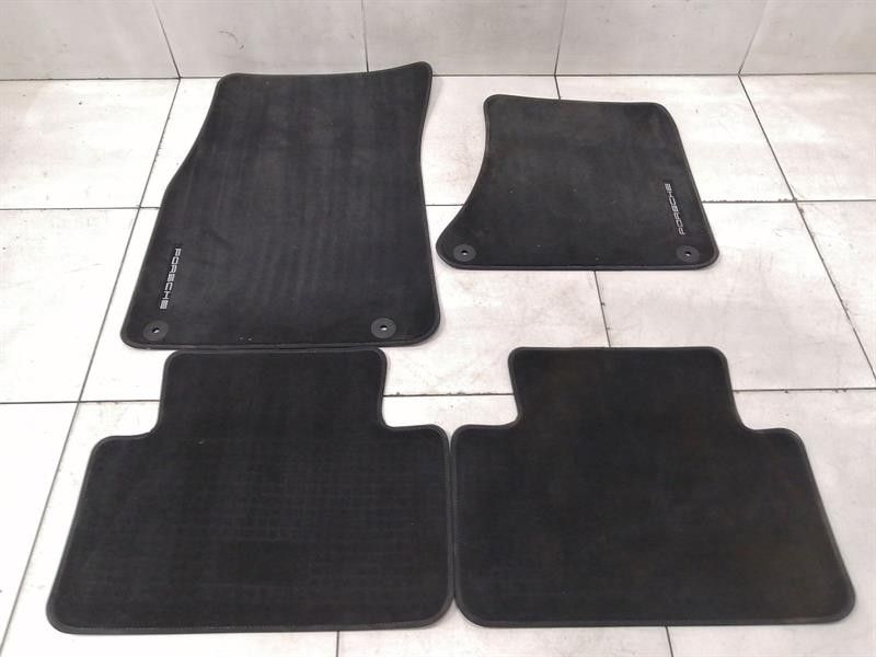 PORSCHE MACAN 95B MACAN TURBO RHD FLOOR MAT SET OF 4