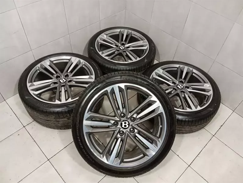 21 Bentley Continental GT 18-24 3S 3SD Alloy Wheel SET 3SA601025AF Alloy Wheel SET