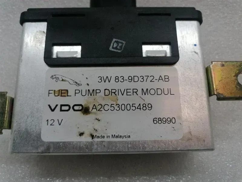 ASTON MARTIN DB9 Volante Electronic Module 83-9D372-AB Control Unit FUEL PUMP