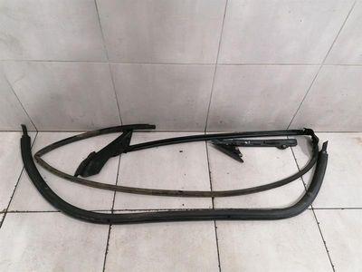 Porsche 911 992 right door seal 992831703F door seals right