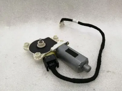 Mercedes SL R230 W209 FRH door window engine A2308201042 power window motor