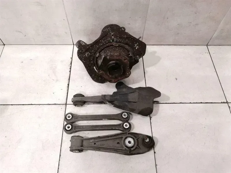 Porsche 911 997 Right Rear Hub Set 99733111207 Wheel Bearing Housing Rear Right