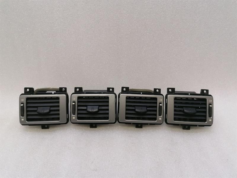 ASTON MARTIN DBS V12 Air Vent Set 8D33-046B30-BB Vent Nozzle Vent