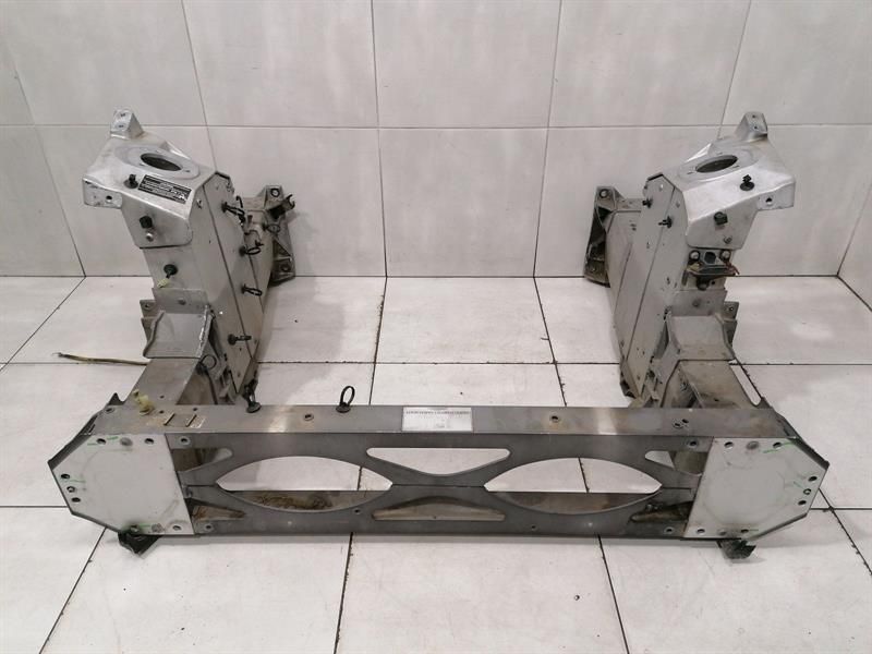 ASTON MARTIN DBS V12 08-12 Front End Clip 8G43-CSA01-GA Lock Beam Front Mask