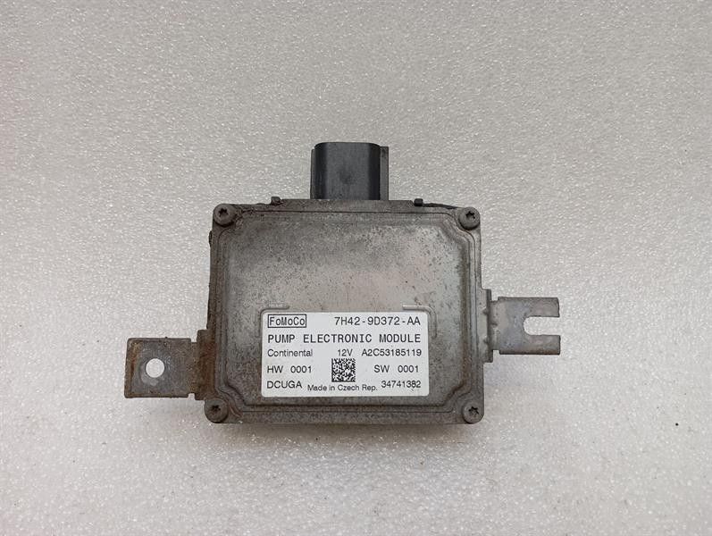 Aston Martin Vantage V12 Fuel Pump Module 7H42-9D372-AA Control Unit