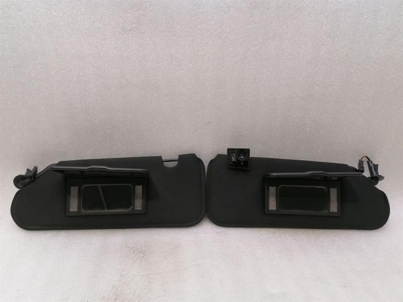 Chevrolet Corvette C6 Sun Viewfinder 23142243 Sun Bezel
