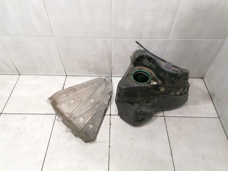 Chevrolet Corvette C6 Right Fuel Tank 10310017 Right Fuel Tank
