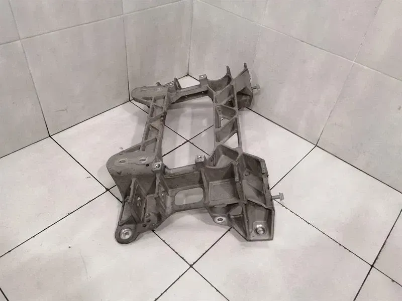 Chevrolet Corvette C6 subframe rear 15864493 axle frame rear axle