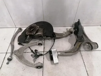 Bentley Continental GTC 18-24 3S Right Front Hub 971407246L Wheel Bearing Housing Right