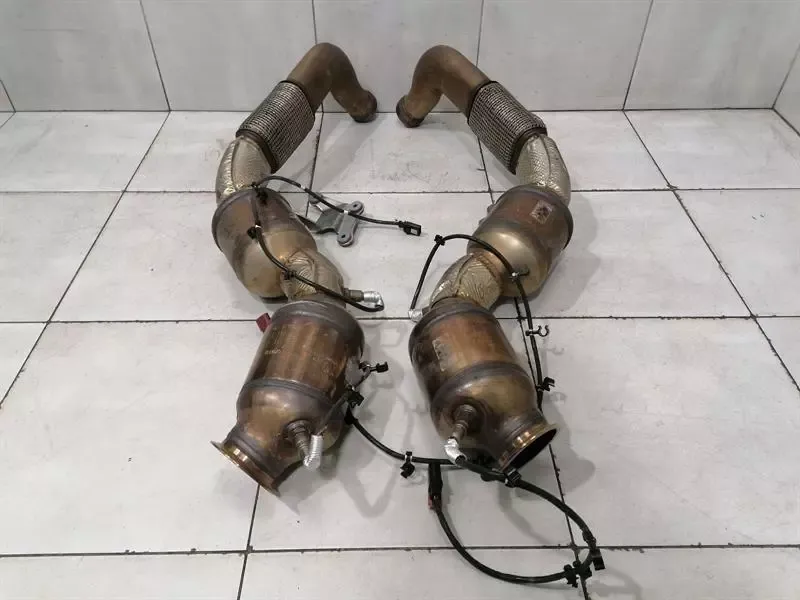 Bentley Continental GT 18-24 3S 3SD Catalytic Converter W12 975178BA Catalytic Converter