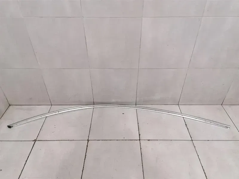 Bentley Continental GT 18-24 3S 3SD Body Moulding 3SD853835A Bar