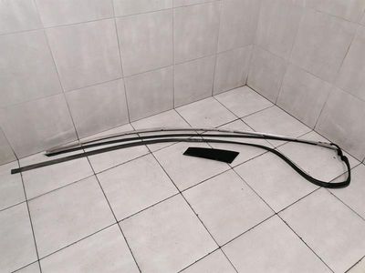 ASTON MARTIN RAPID S Body Moulding ED43-C519A38-AB Bar RIGHT