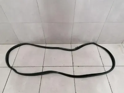 ASTON MARTIN RAPIDE BOAT LID SEAL AD43-F43720-AC BOOT LID TAILGATE SEAL