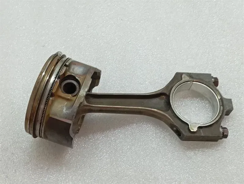 Aston Martin Rapide Piston 9G43-02-11092 Piston