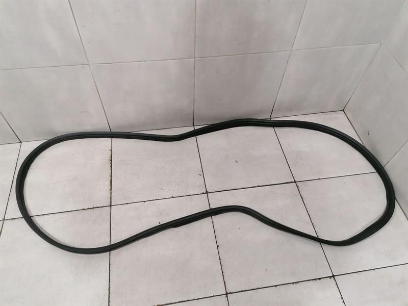 Aston Martin Vantage V12 Boat Lid Seal 6G33-C43720-BC Tailgate Rubber