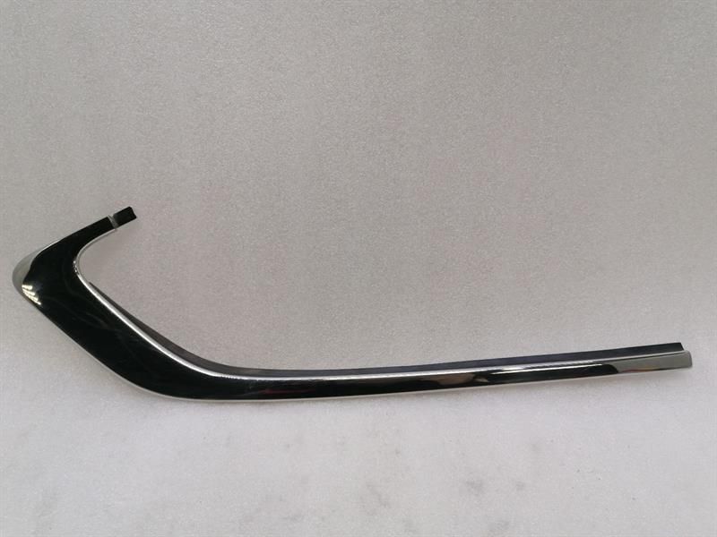 Aston Martin Vantage V12 Right Body Moulding 6G33-C519A36-CB Strip Right