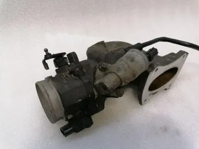 ASTON MARTIN DB7 VANTAGE Drosselklappen