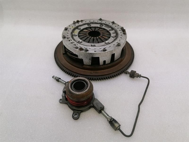 ASTON MARTIN DBS V12 Flywheel + Clutch Basketball Clutch Flywheel AD23-7540-AB