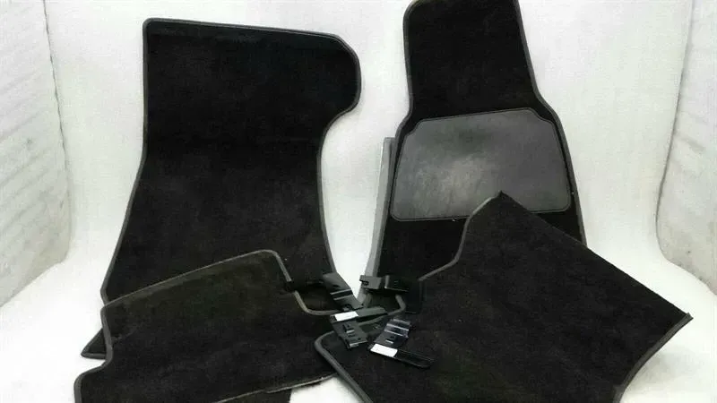 Aston Martin Vanquish S AM29 RHD Floor Matts Set 8D33-130A39-AAW Right Hand Drive