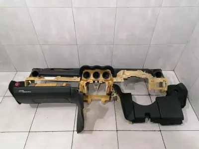 FERRARI 612 SCAGLIETTI F137 DASHBOARD 674480 RIGHT HAND DRIVE RHD