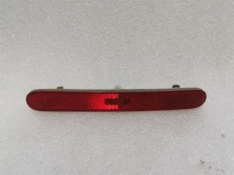 Ferrari 612 Scaglietti F137 Reflector 67091000 Reflector