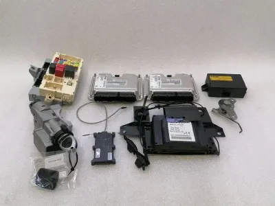 Ferrari 612 Scaglietti F137 Engine ECU 202024 Engine Control Unit Set V12 5.75