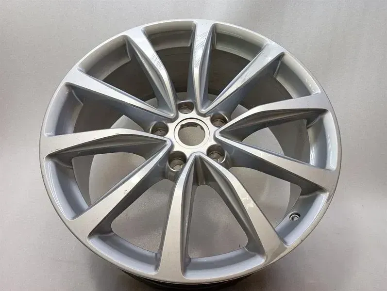 R20 Aston Martin DB11 Alloy Wheel HY53-1007-RA Alloy Wheel 9J X 20 ET48