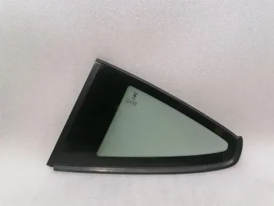 Ferrari 612 Scaglietti F137 Left Rear 1/4 Glass 66855700 Door Glass 1/4 Rear LH