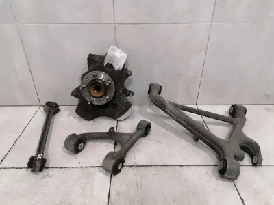 ASTON MARTIN DB9 COUPE Left Rear Hub 8D33-5A971-AB Wheel Bearing Case Rear Left