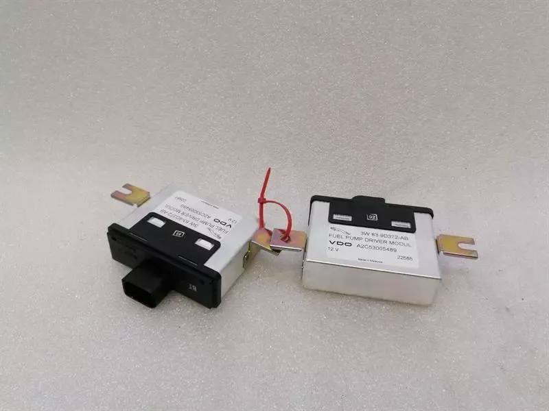 ASTON MARTIN DB9 COUPE Electronic Module 3W83-9D372-AB Control Unit FUEL PUMP