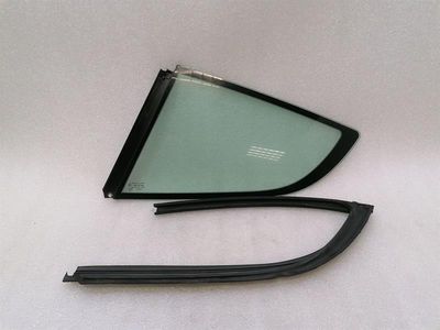 ASTON MARTIN DB9 COUPE Left Quarter Glass 4G43-76-11087 Door Window 1⁄4 Rear Li