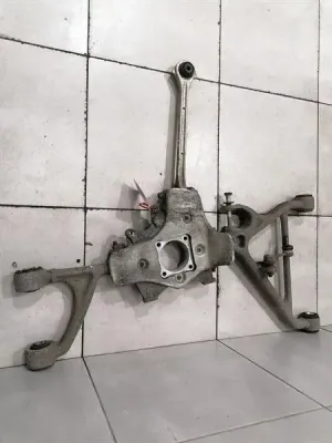 Aston Martin Vanquish AM310 Left Rear Hub AD23-5A971-AA Rear Wheel Bearing Housing