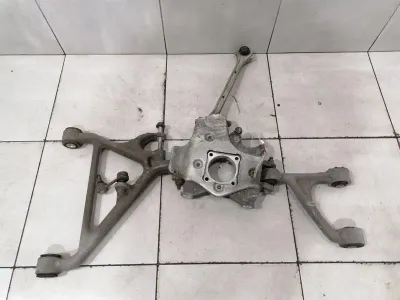 Aston Martin Vanquish AM310 Right Hub AD23-5A970-AA Wheel Bearing Housing Rear Right