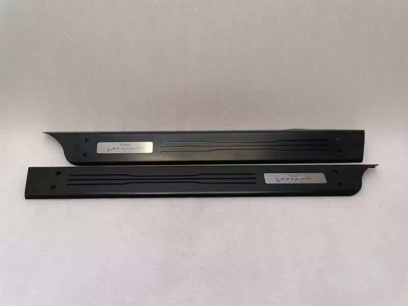 Aston Martin Vanquish AM310 Door Sill DD33-132A13-AEW Door Sill Trim