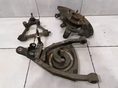 ASTON MARTIN DB7 VANTAGE Left Front Hub 24-120985-AB Wheel Bearing Housing Front Left