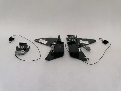 ASTON MARTIN FAST S AD43-A61390-AD REAR SEAT LOCK SET