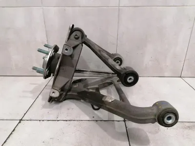 ASTON MARTIN RAPID S Right Rear Hub AD43-5A970-AB Wheel Bearing Case Rear Re