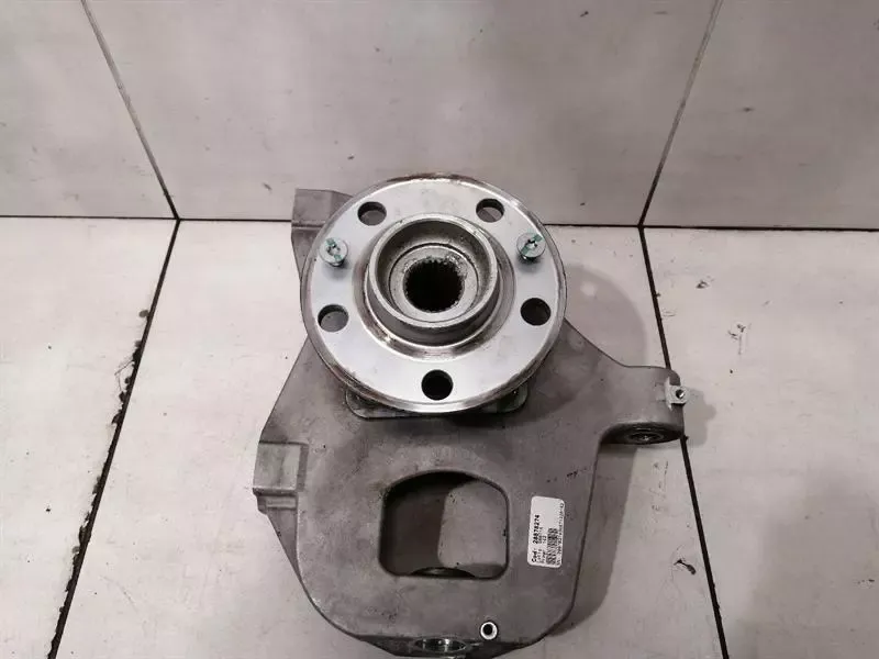 Aston Martin DB9 2015 Right Front Hub 8D33-3K186-AC Wheel Bearing Housing Front Right