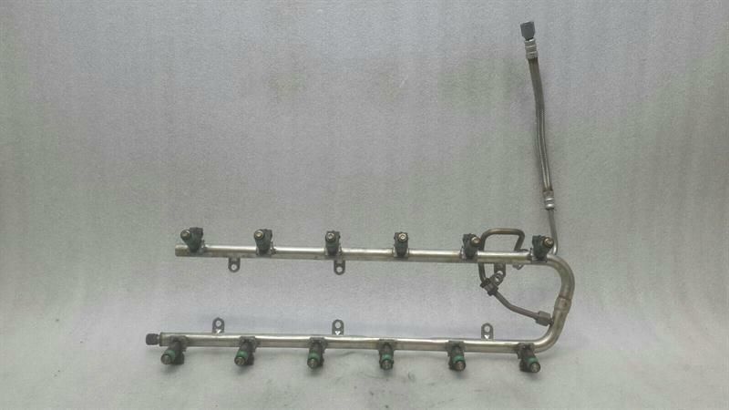 Mercedes W221 Fuel Rail A2750700695 Fuel Injection Moulding Pipe Distributor M275 V12 S600