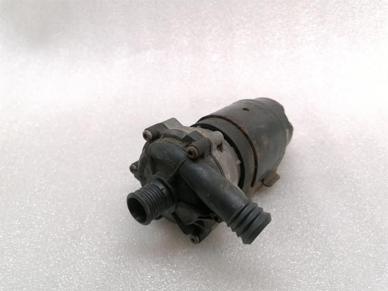 MAYBACH 57 W240 Additional Cooling Pump A0005000386 Coolant Pump Pump