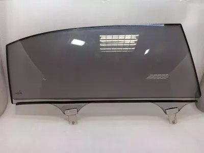 Maybach 62 V240 right rear door glass A2407300618 door window rear right