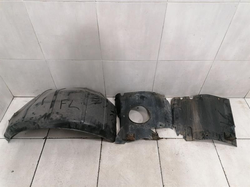 Ferrari 612 Scaglietti F137 Wheel Arch Liner 66997000 FECTS WHEEL ARCH COVER