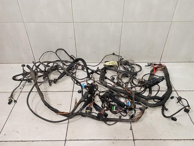 Maybach 62 V240 Wiring Loom A2405402507 RHD RIGHT HAND DRIVE Engine Compartment