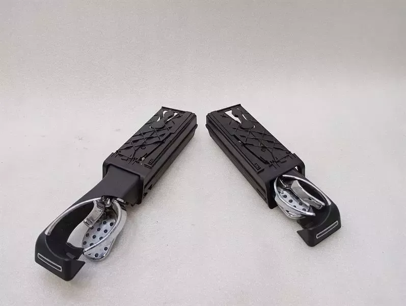 Maybach 62 V240 cup holders A2406800214 cup holder holder spares or repair