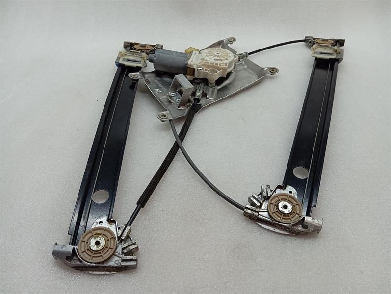 Maybach 62 V240 Left Front Door Winder A2407200146 Window Regulator Front Left
